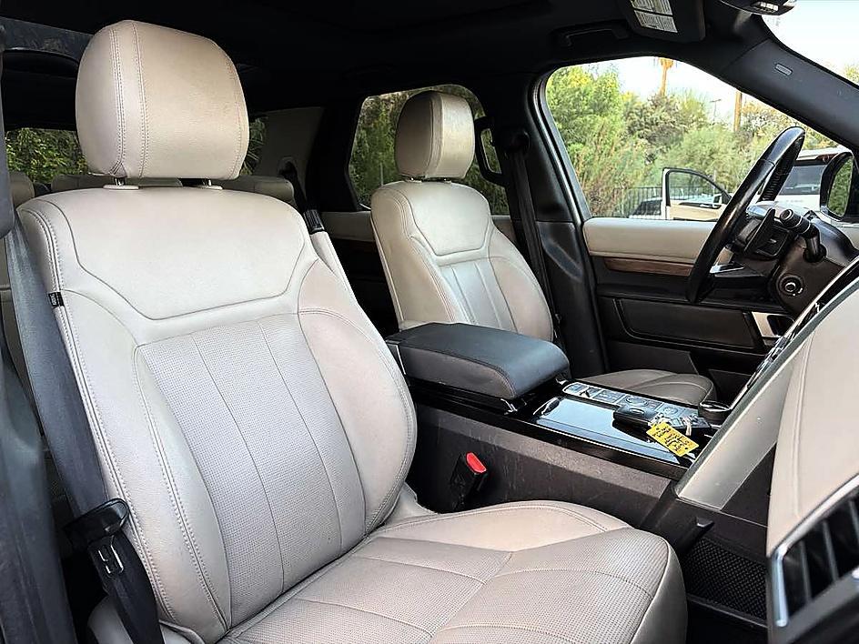 Land Rover Discovery photo 20
