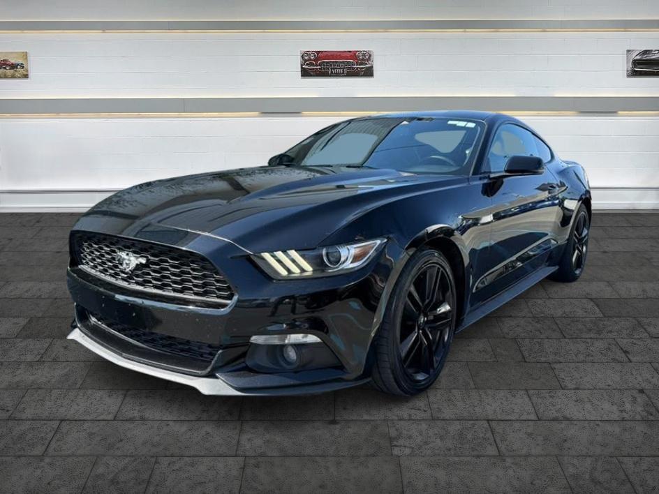 Ford Mustang photo 4