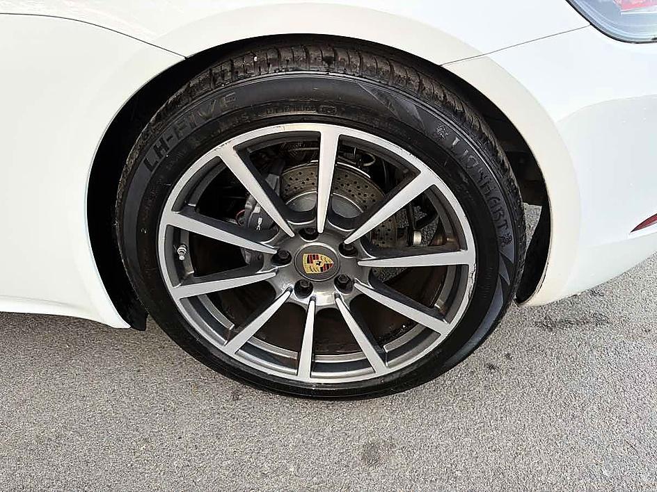 Porsche 718 Boxster photo 8