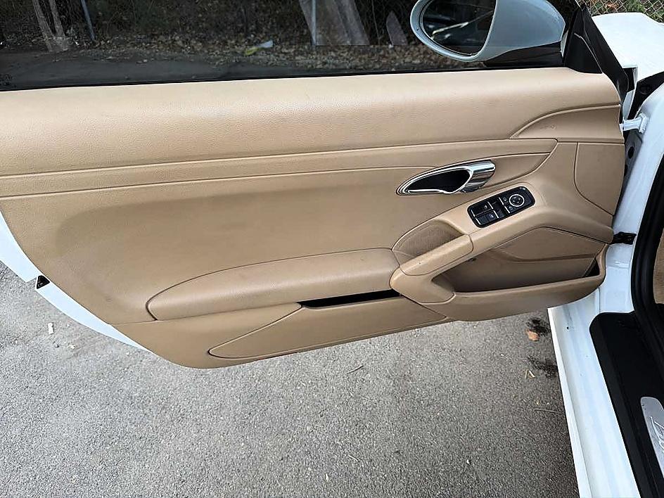 Porsche 718 Boxster photo 10