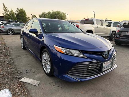 2018 Toyota Camry Hybrid XLE