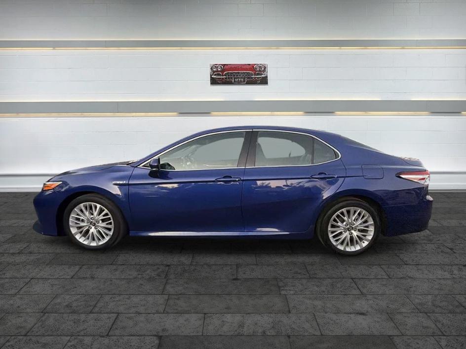 Toyota Camry photo 4