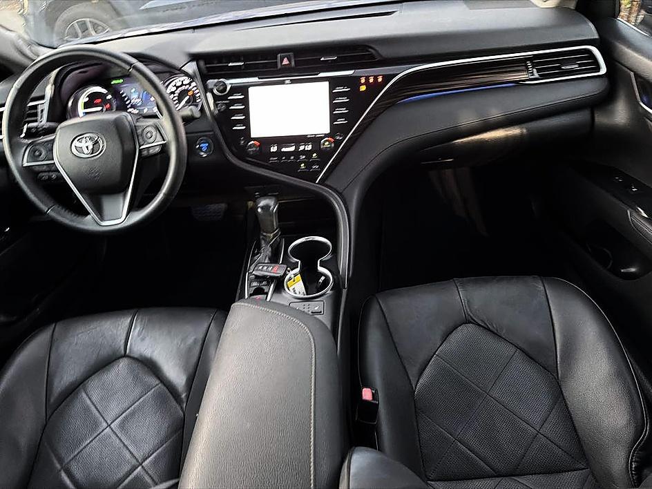 Toyota Camry photo 14