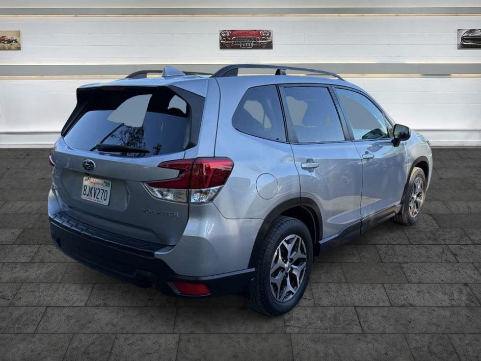 Subaru Forester photo 7
