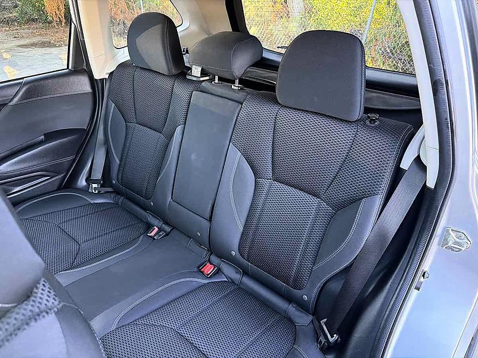 Subaru Forester photo 11