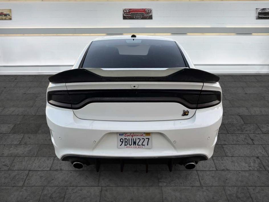 Dodge Charger photo 5