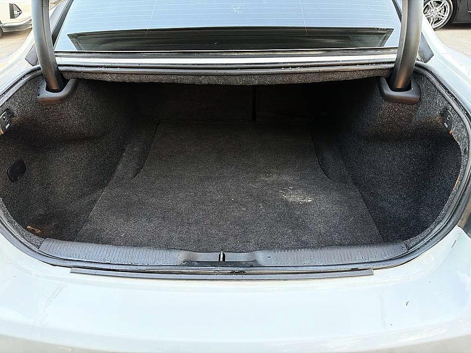Dodge Charger photo 7