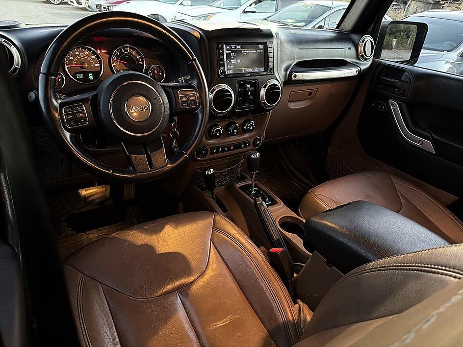 Jeep Wrangler JK photo 12