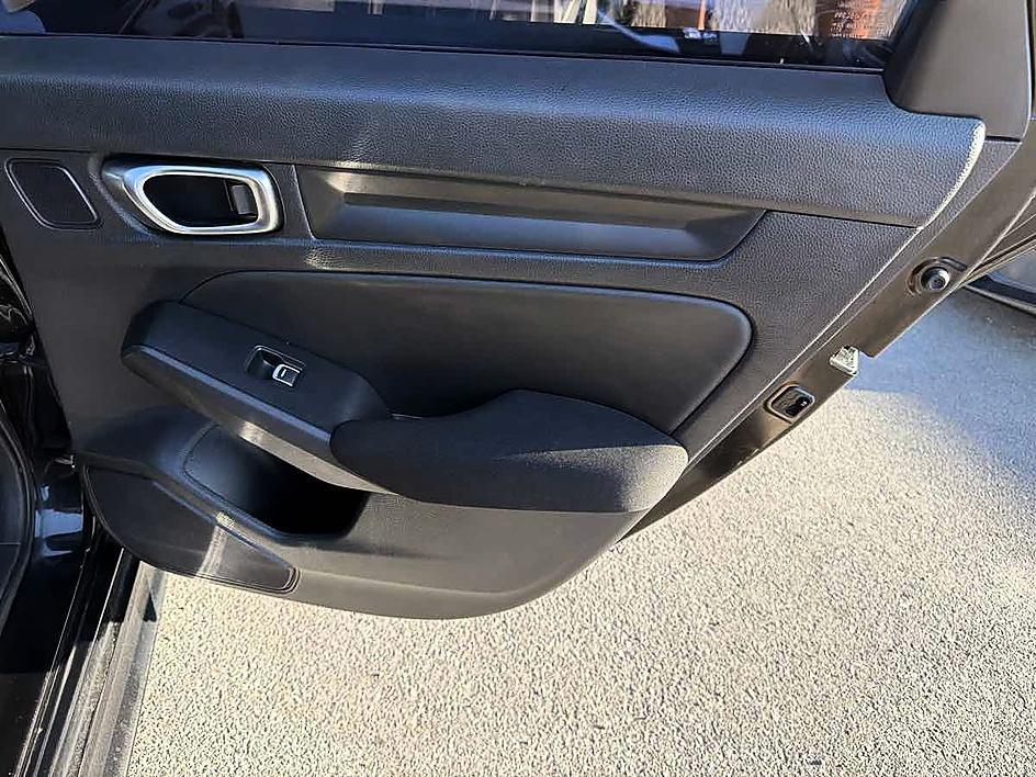 Honda Civic photo 17