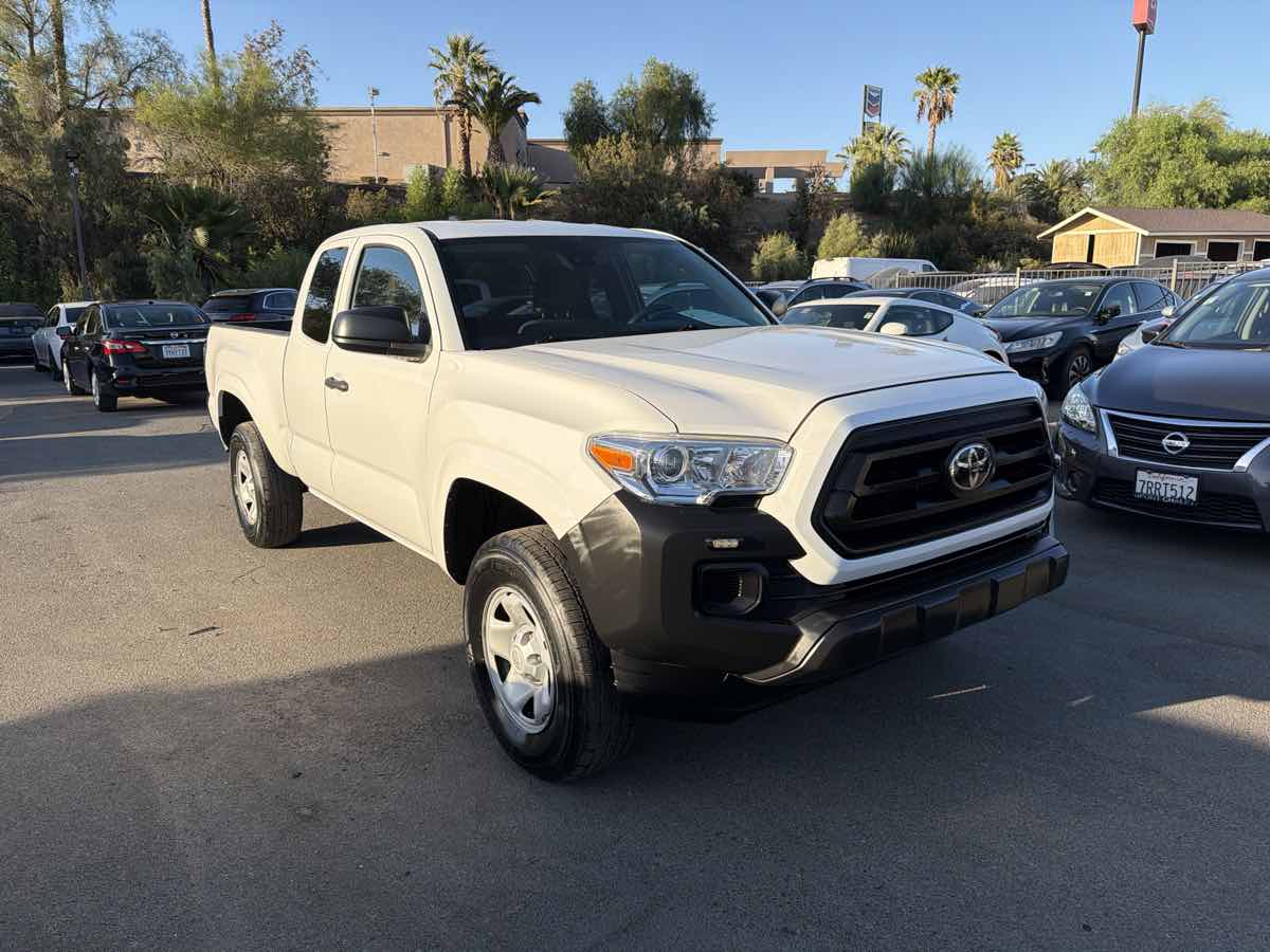 2022 Toyota Tacoma 4WD SR