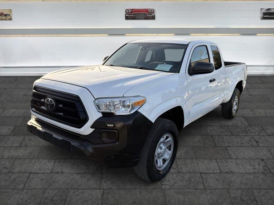 Toyota Tacoma photo 3