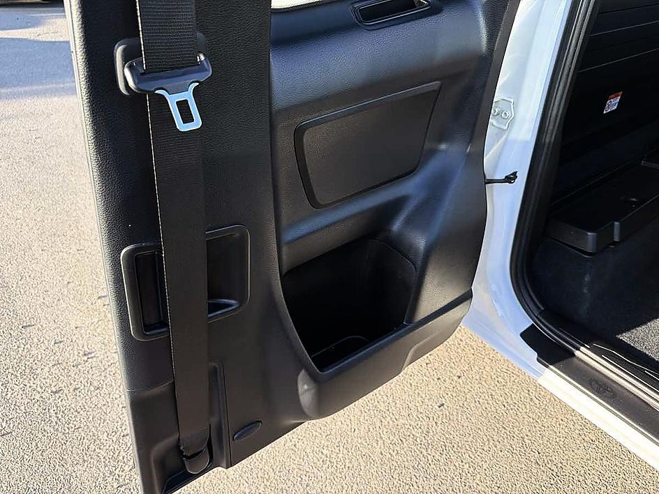 Toyota Tacoma photo 17