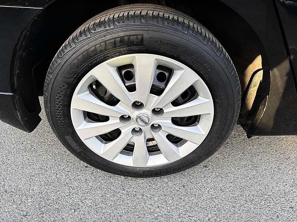 Nissan Sentra photo 16