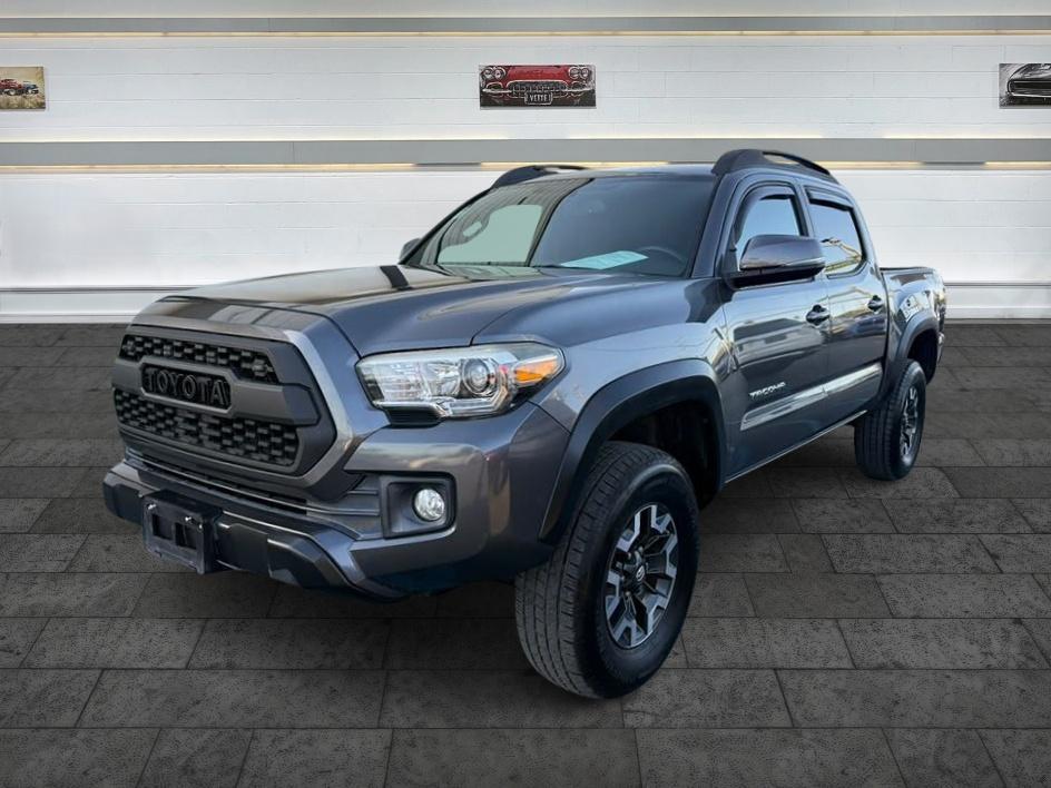 Toyota Tacoma photo 4