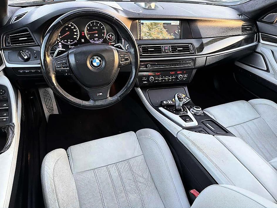 BMW M5 photo 13