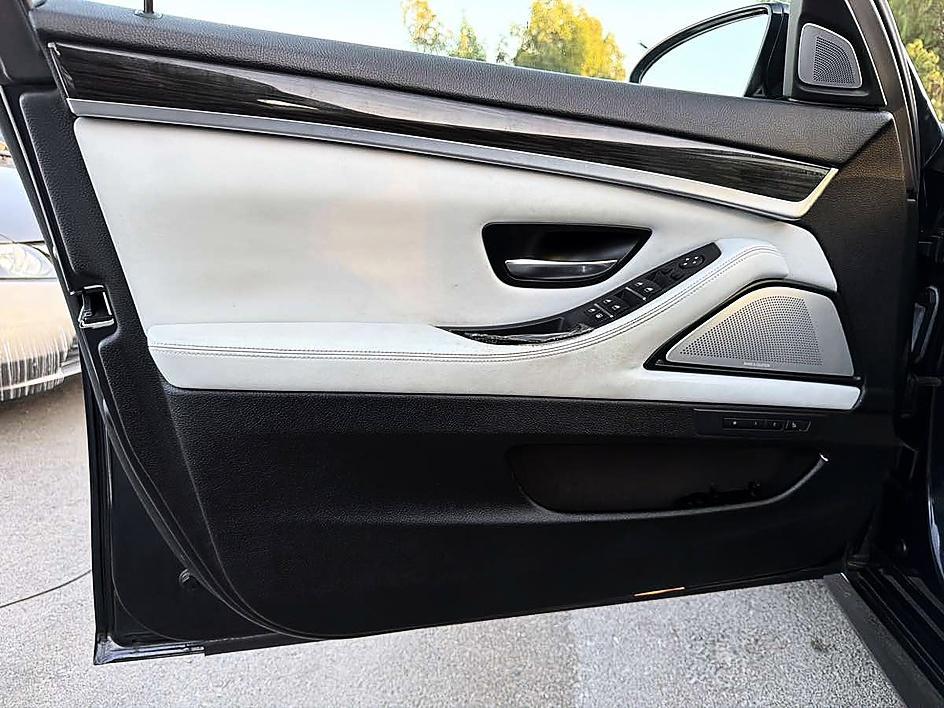 BMW M5 photo 14