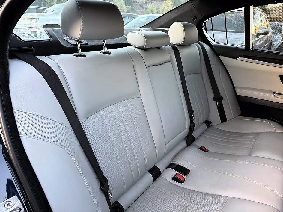 BMW M5 photo 21