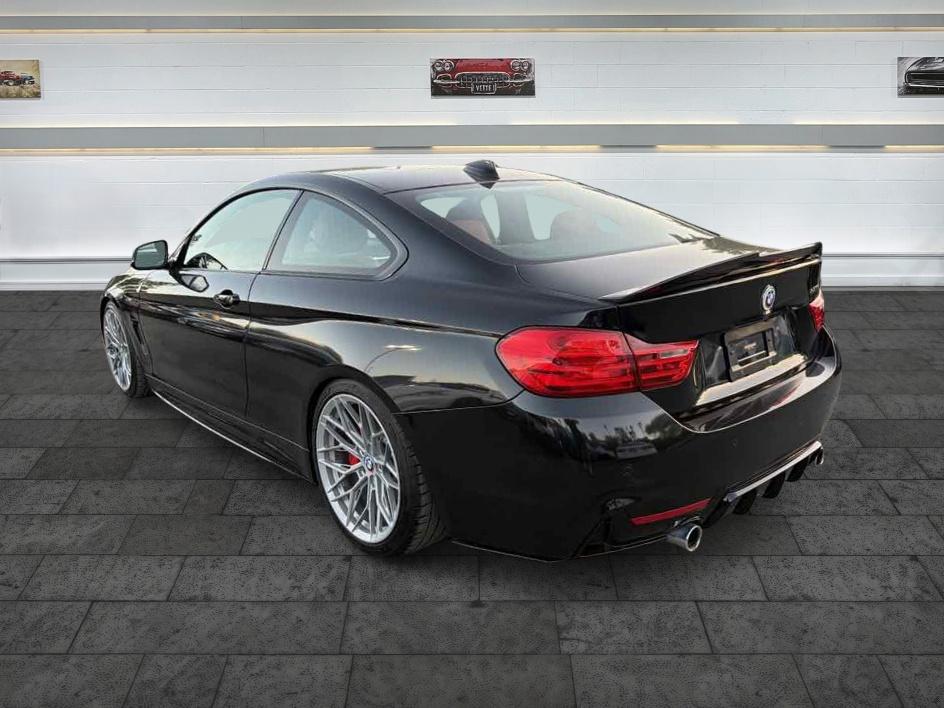 BMW 4 Series photo 5