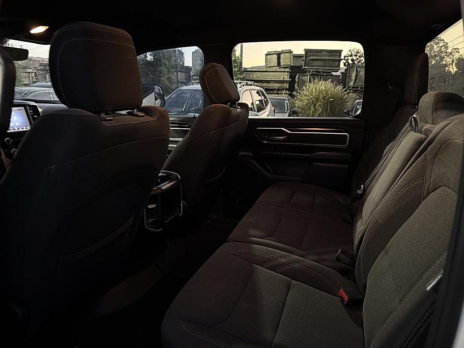 Ram 1500 photo 9