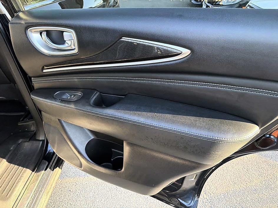 Infiniti QX60 photo 19