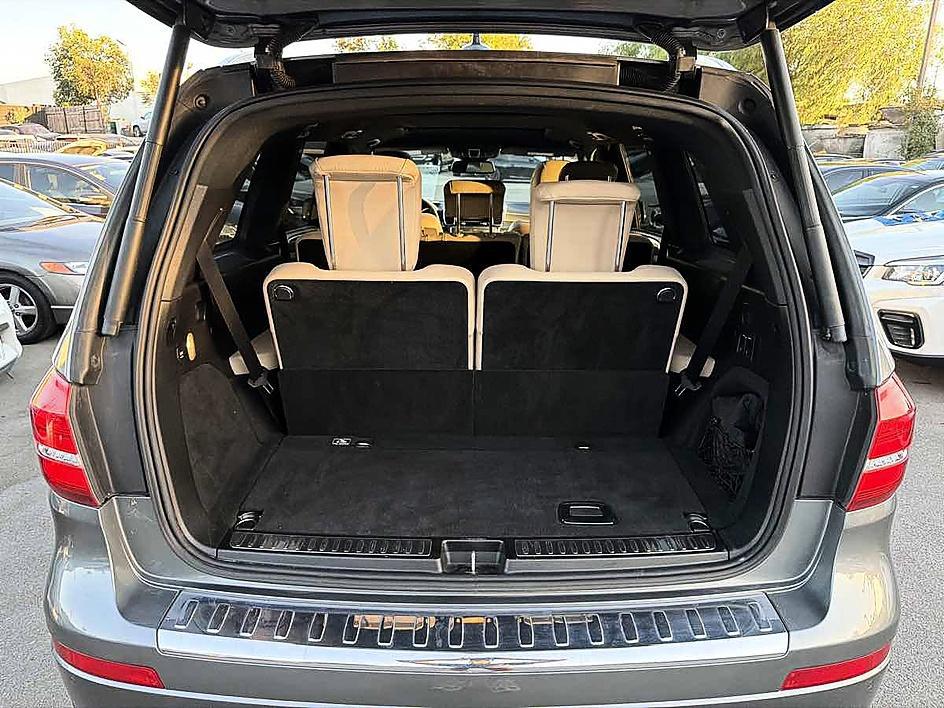 Mercedes-Benz GLS 450 photo 8