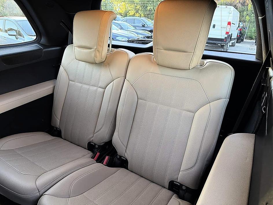 Mercedes-Benz GLS 450 photo 12