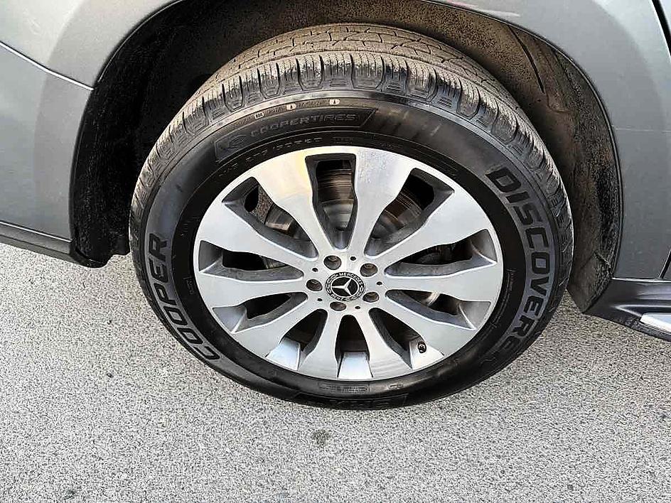 Mercedes-Benz GLS 450 photo 17