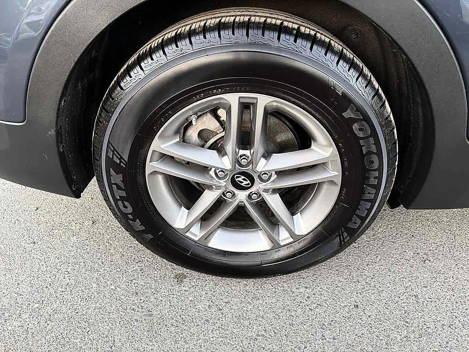 Hyundai Santa Fe Sport photo 17