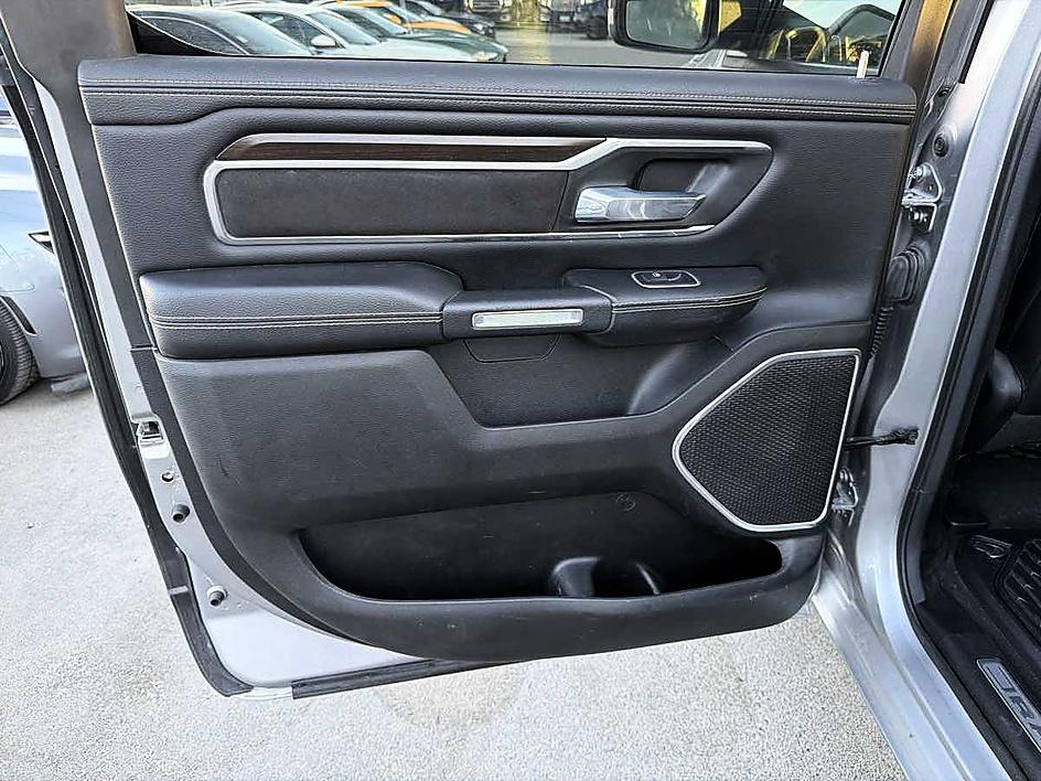 Ram 1500 photo 9