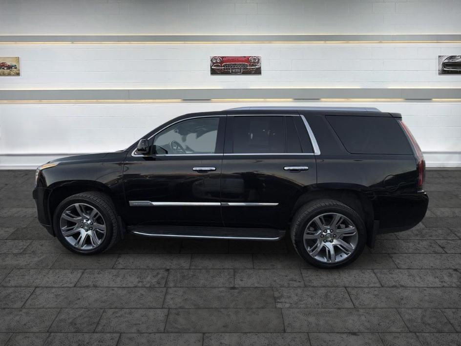 Cadillac Escalade photo 4