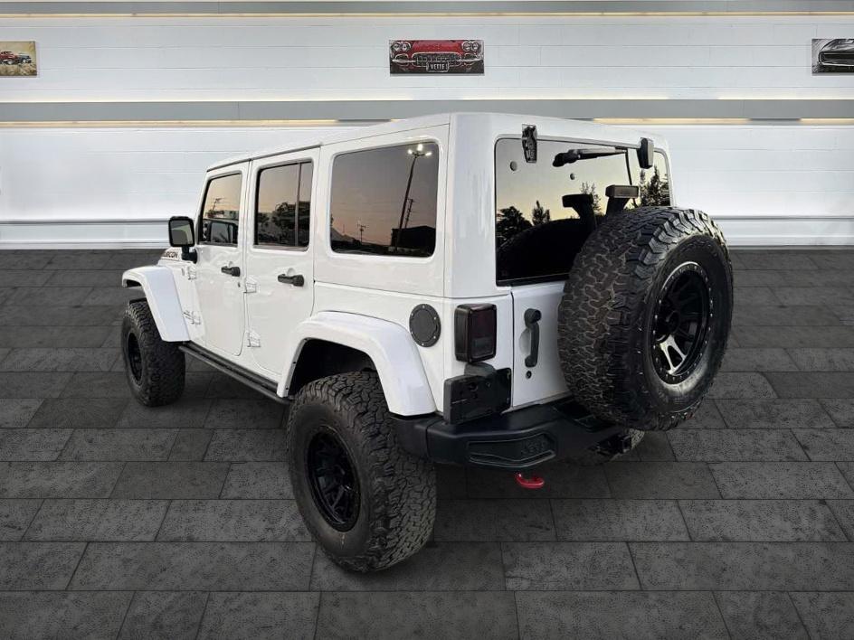 Jeep Wrangler photo 5