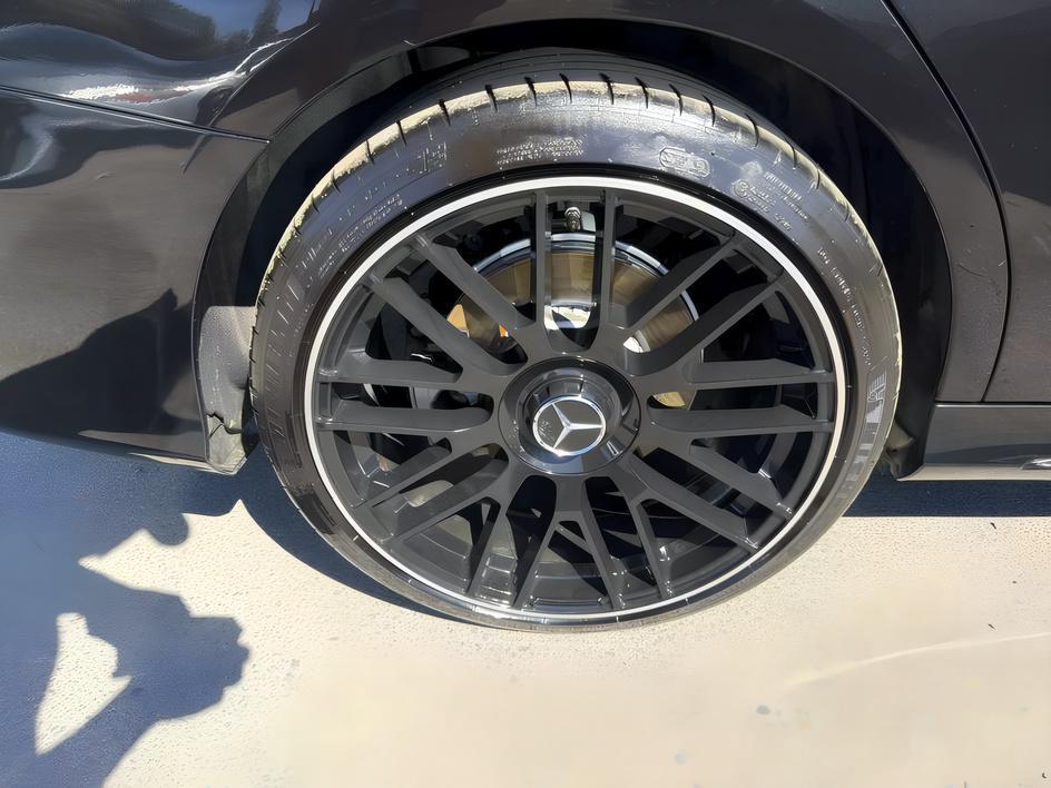 Mercedes-Benz C300 photo 16
