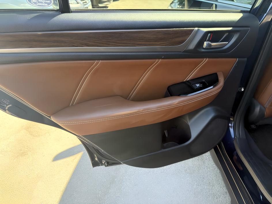 Subaru Outback photo 13