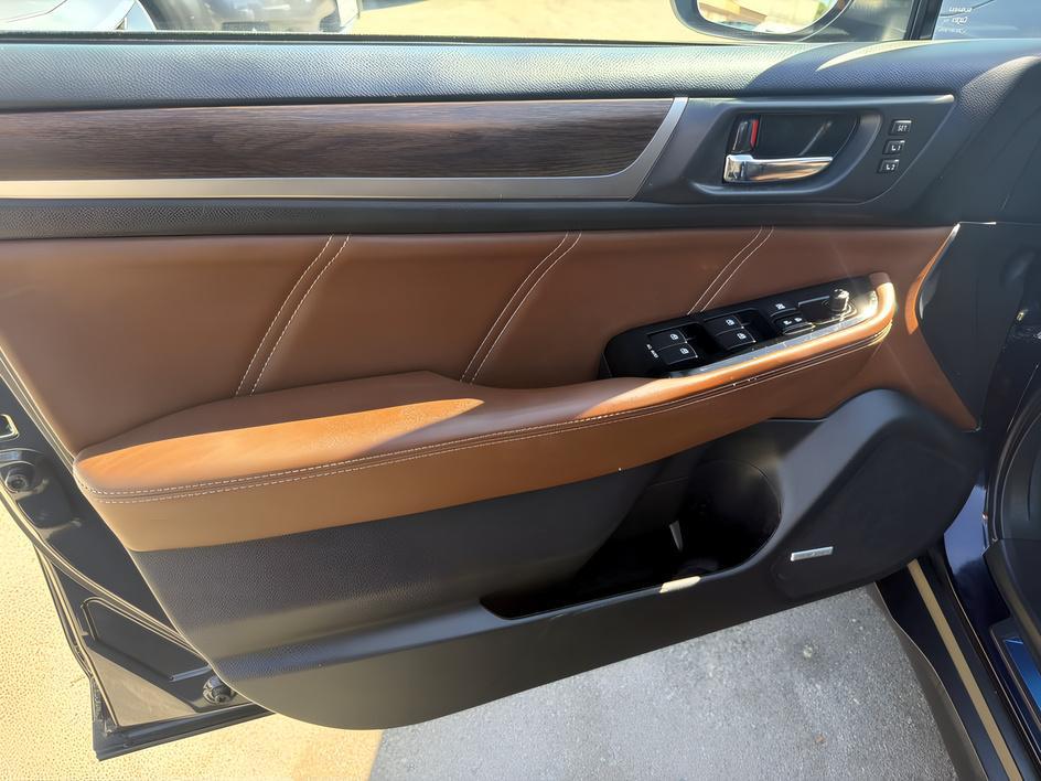 Subaru Outback photo 14