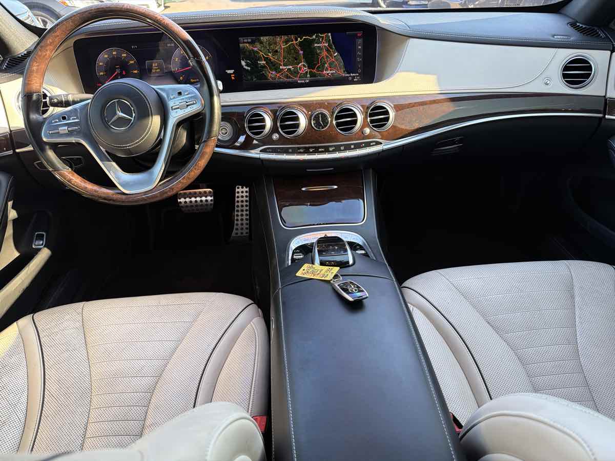 Mercedes-Benz s photo 15