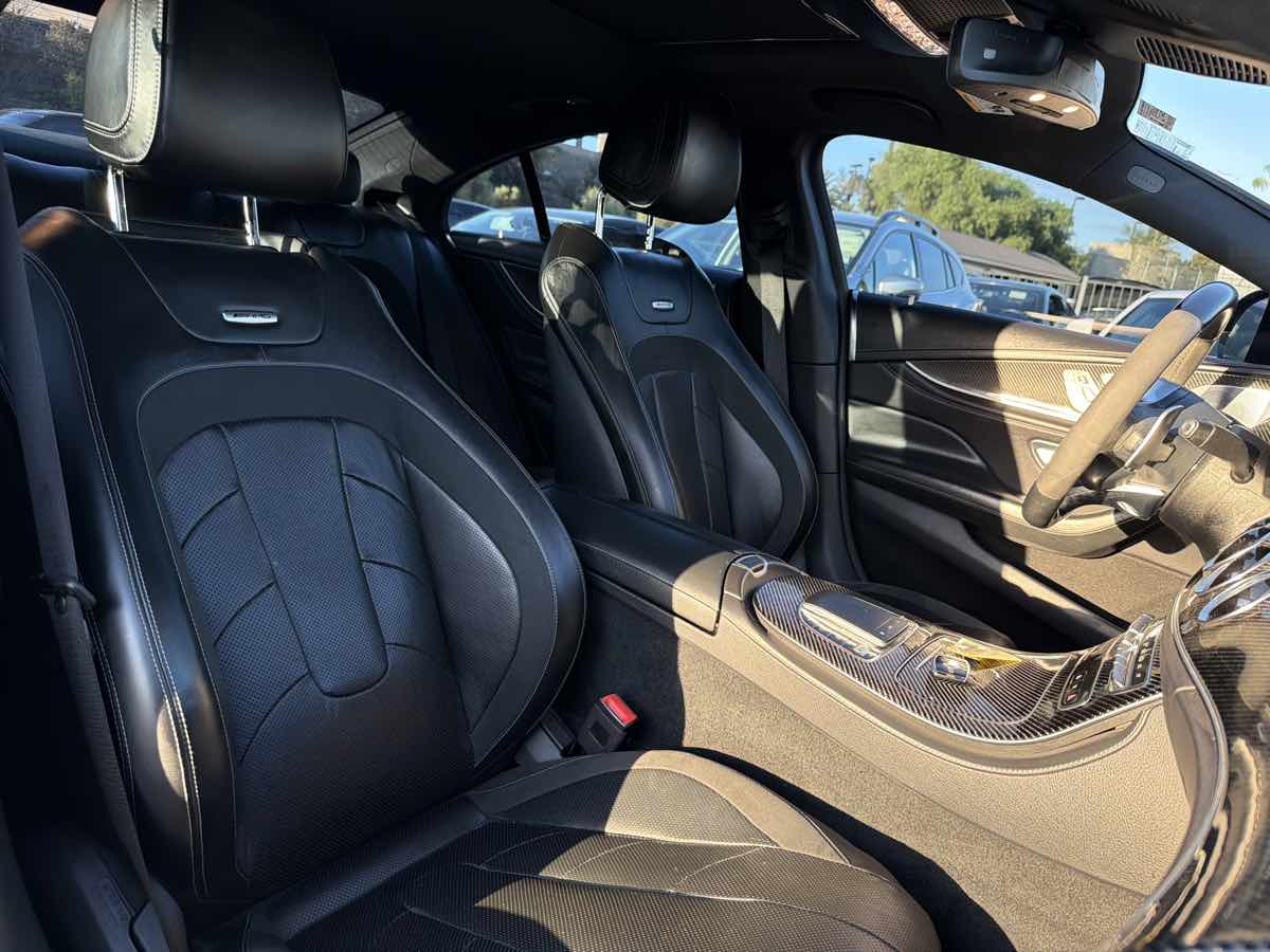 Mercedes-Benz CLS photo 21