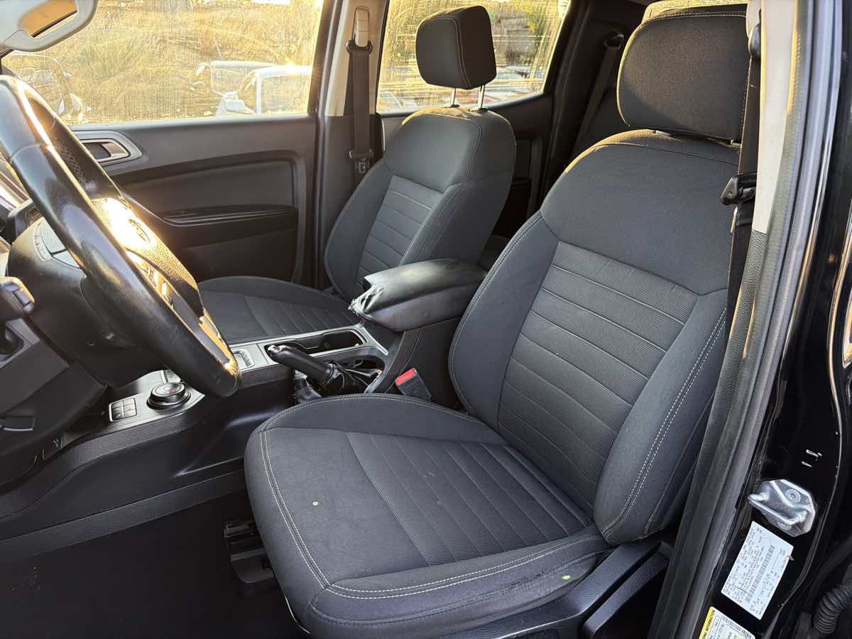 Ford Ranger photo 14