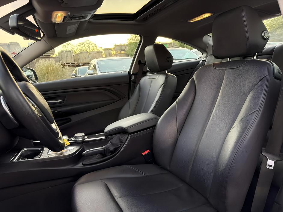 BMW 4 Series photo 10