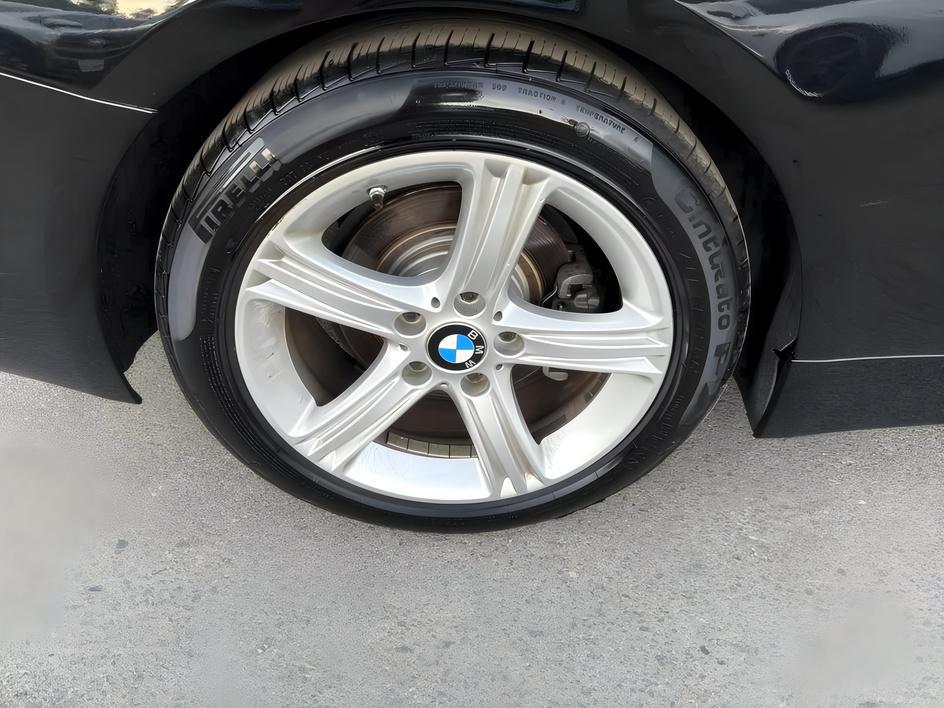 BMW 4 Series photo 13