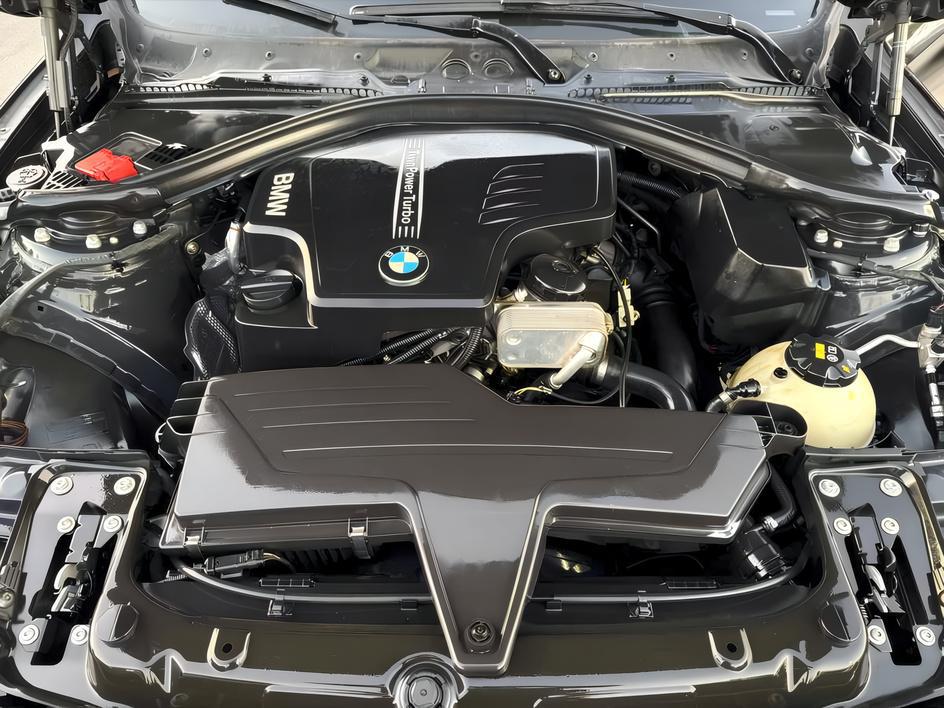 BMW 4 Series photo 19