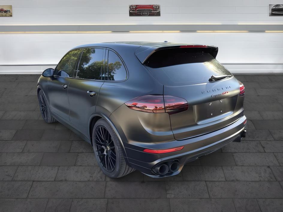 Porsche Cayenne photo 5
