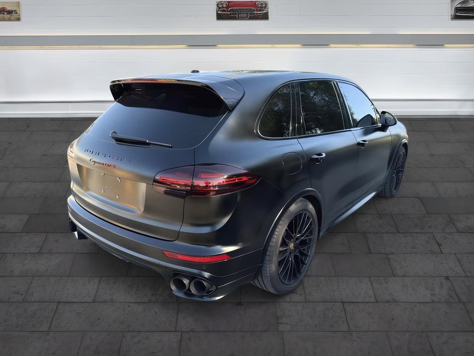 Porsche Cayenne photo 7
