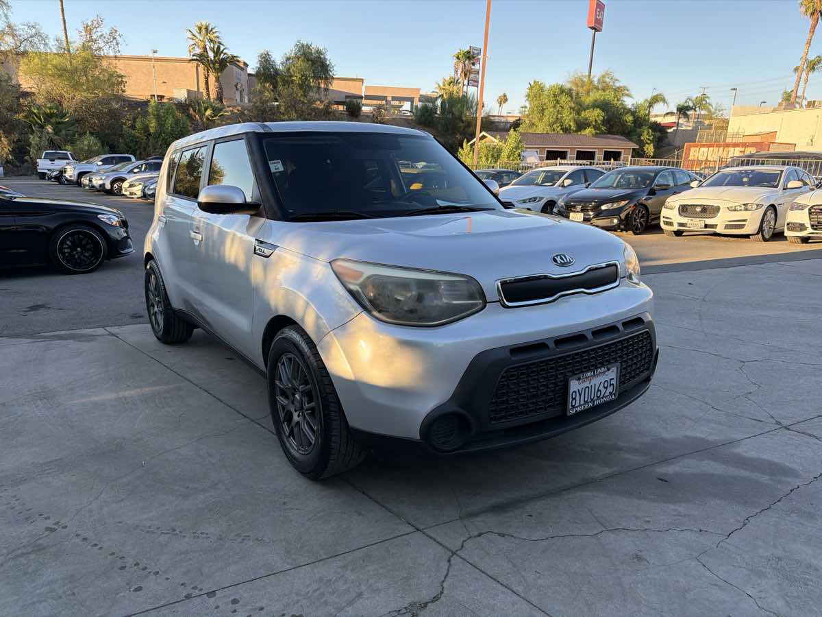 2016 Kia Soul Base