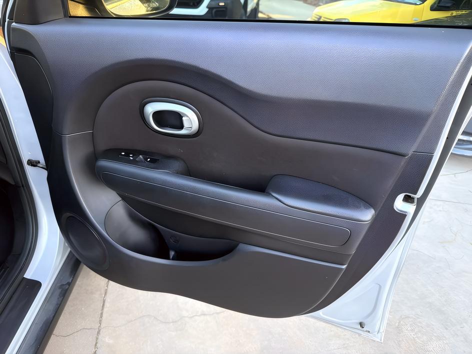 Kia Soul photo 21