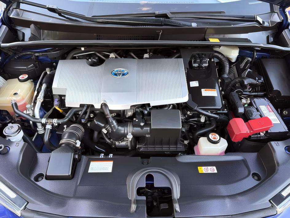 Toyota Prius photo 21