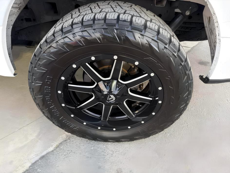 Ford F-150 photo 9