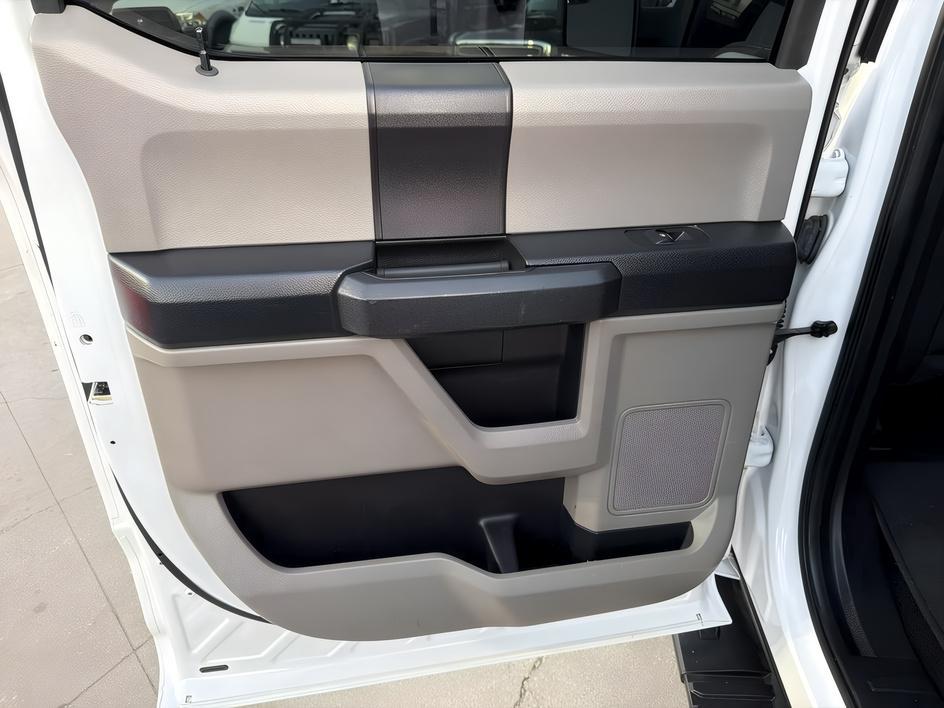 Ford F-150 photo 11