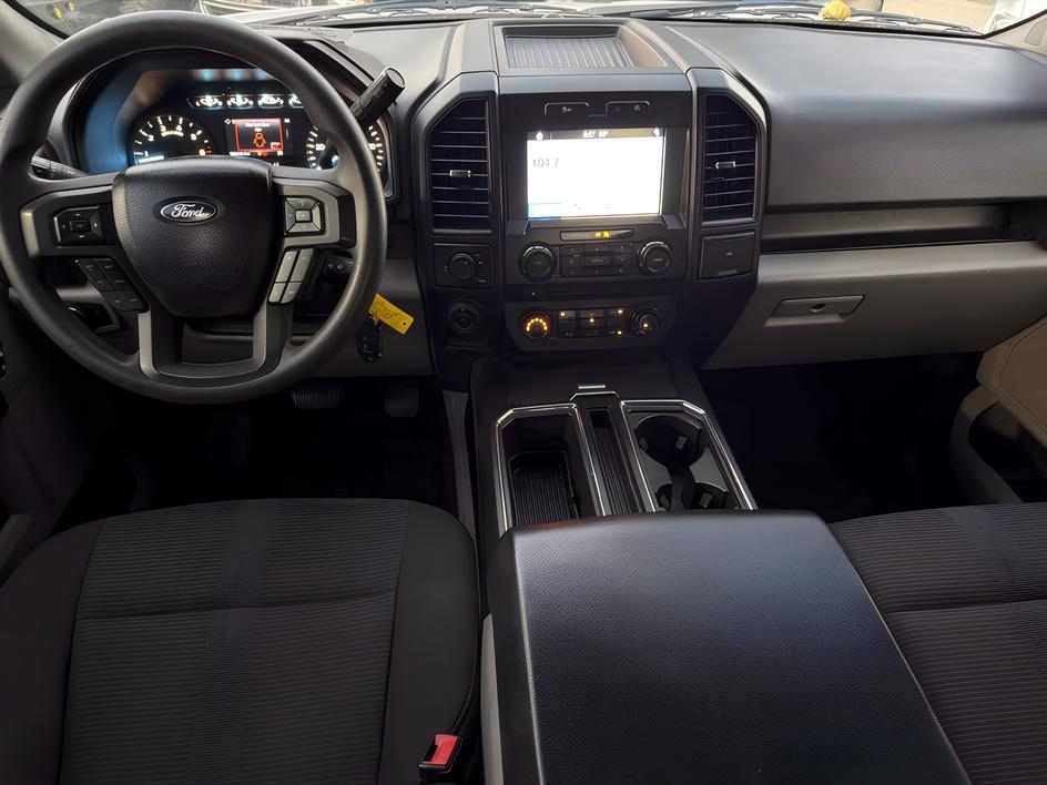 Ford F-150 photo 13