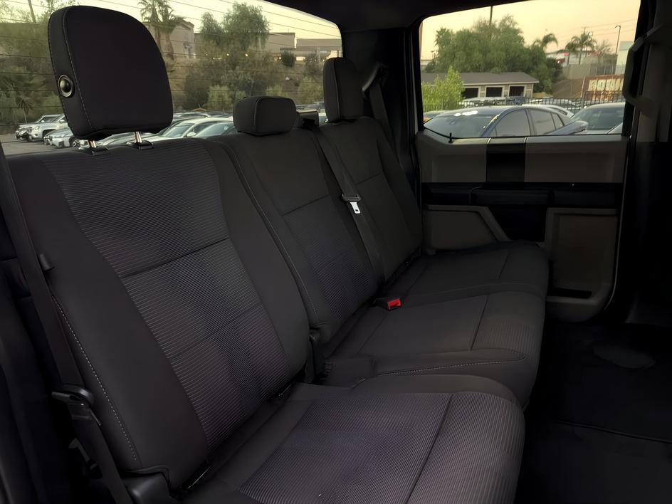 Ford F-150 photo 17