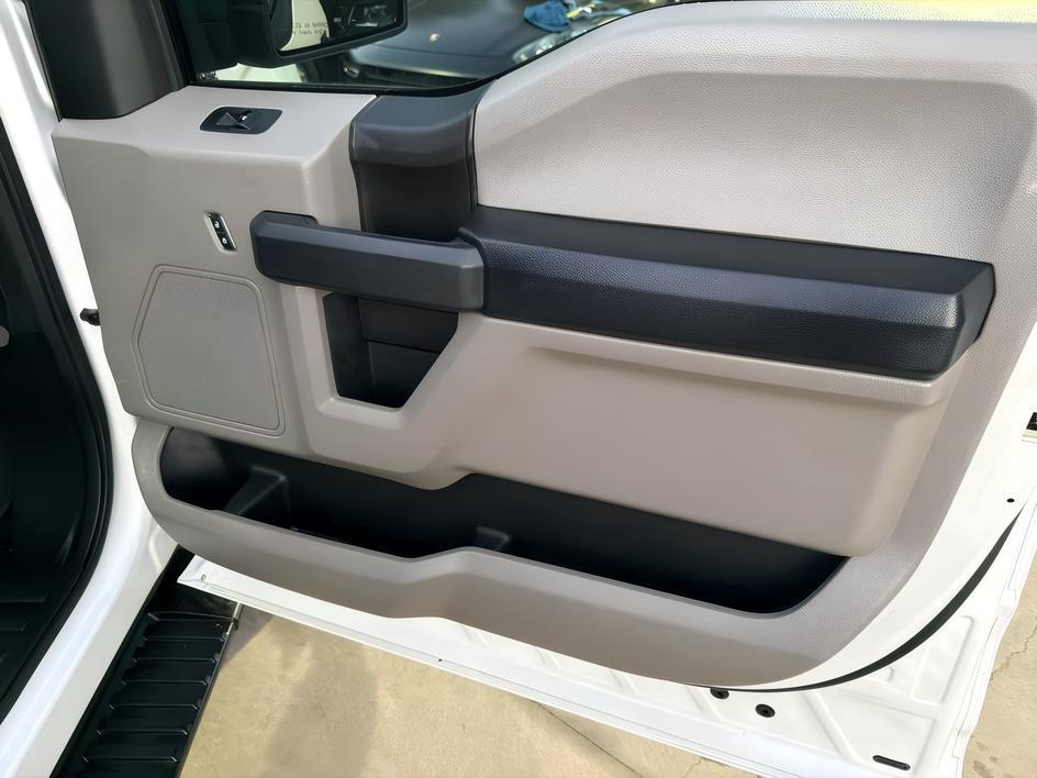 Ford F-150 photo 19